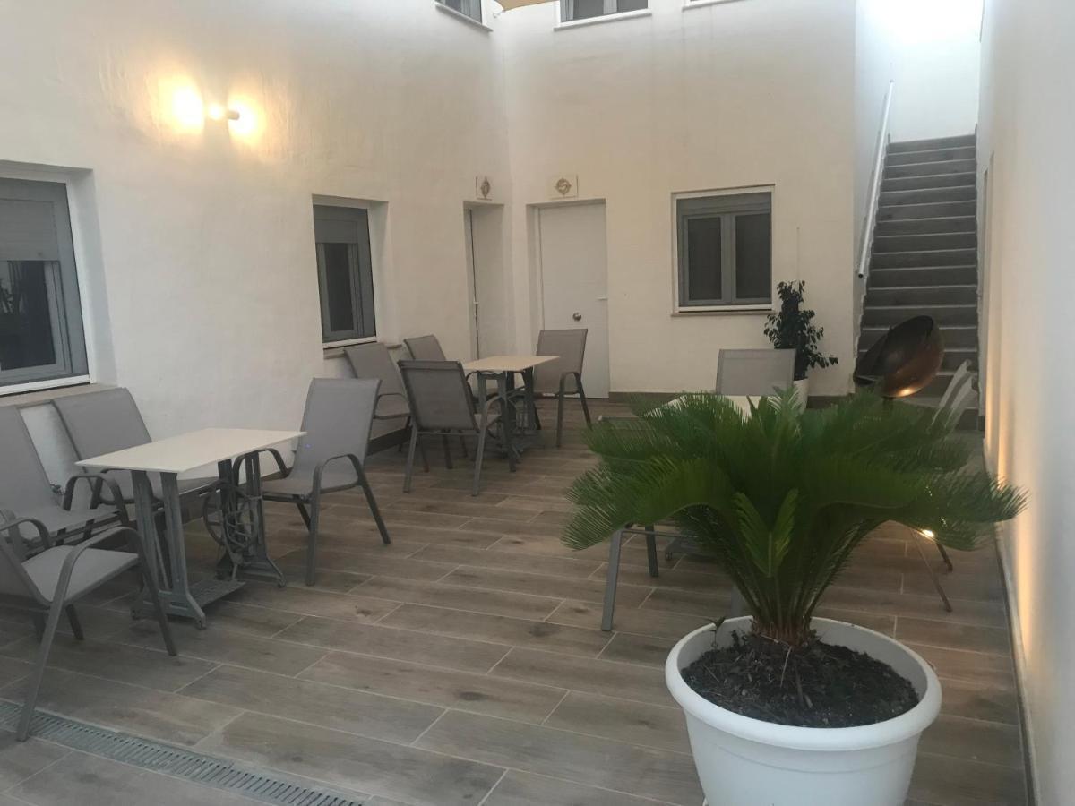 Cal Xot Pensionat El Poble Nou del Delta Eksteriør billede